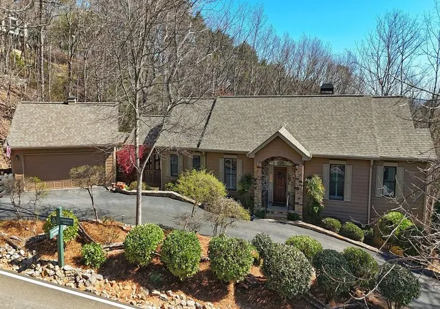 1st image of 628 Cherokee Trl, Jasper, GA 30143 | MLS# 7738188