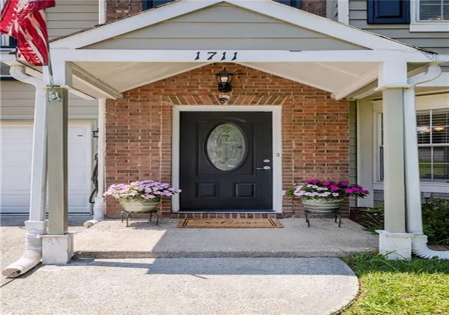 Photo 2 of Single family home for sale at 1711 Bertram Ln Sw, Marietta, GA 30008 | MLS# 7821207 | Listing updated on 2026-08-20