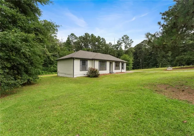 Homes for sale in Carrollton, GA | 3750 Tyus Carrollton Rd, Carrollton, GA 30117 | MLS# 7798455