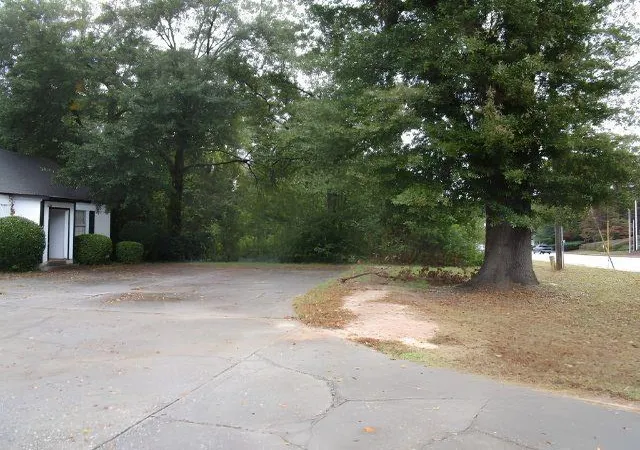 4th image of 253 W Crogan St, Lawrenceville, GA 30046 | MLS# 7788463