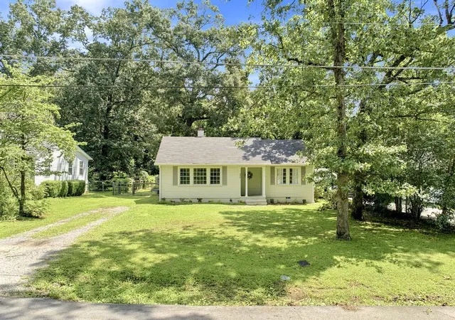 Photo 1 of Single family home for sale at 608 Briarwood Cir, Rome, GA 30165 | MLS# 7812198 | Listing updated on 2026-09-10