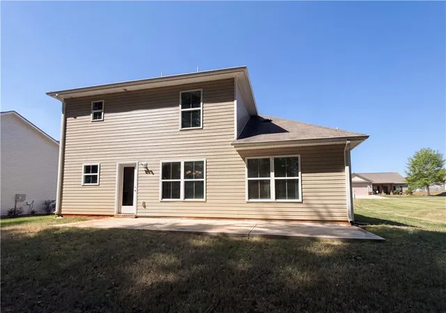 Photo 4 of Single family home for sale at 271 Stane Brk Ct, Jackson, GA 30233 | MLS# 7753769 | Listing updated on 2026-09-19