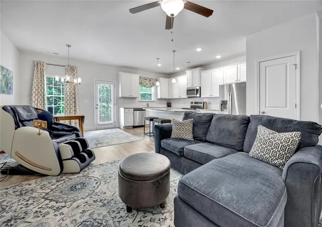 Photo 4 of Townhouse for sale at 10160 Benton Woods Dr, Covington, GA 30014 | MLS# 7818921 | Listing updated on 2026-08-11