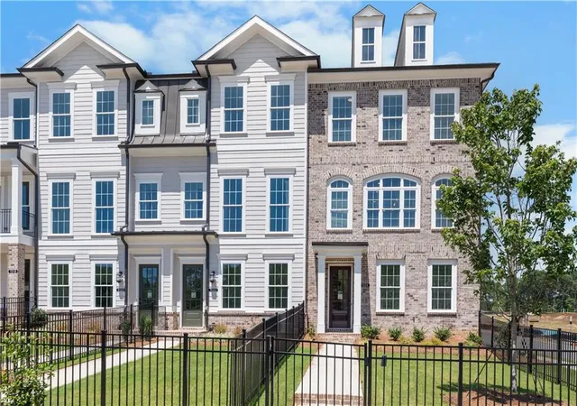 2nd image of 4573 Deanston Ct #390, Peachtree Corners, GA 30092 | MLS# 7809777