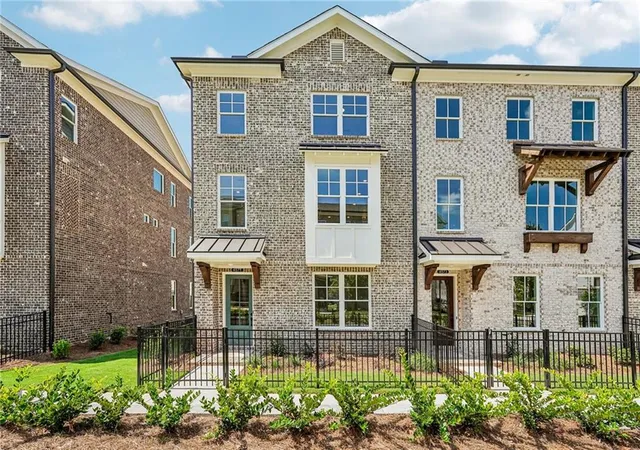 Photo 2 of Townhouse for sale at 4573 Deanston Ct #390, Peachtree Corners, GA 30092 | MLS# 7809777 | Listing updated on 2026-08-29