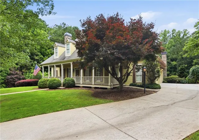 Homes for sale in Alpharetta, GA | 900 Treyburn Run, Alpharetta, GA 30004 | MLS# 7780197