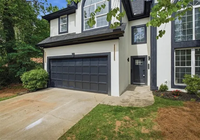 Photo 3 of Sale Pending at 5059 Clb Vista Point, Stone Mountain, GA 30088 | MLS# 7823375 | Listing updated on 2026-09-08