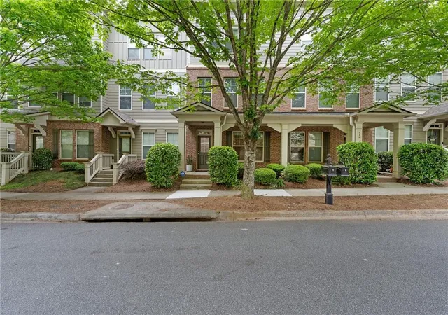 Homes for sale in Suwanee, GA | 708 Village Field Ct, Suwanee, GA 30024 | MLS# 7764140