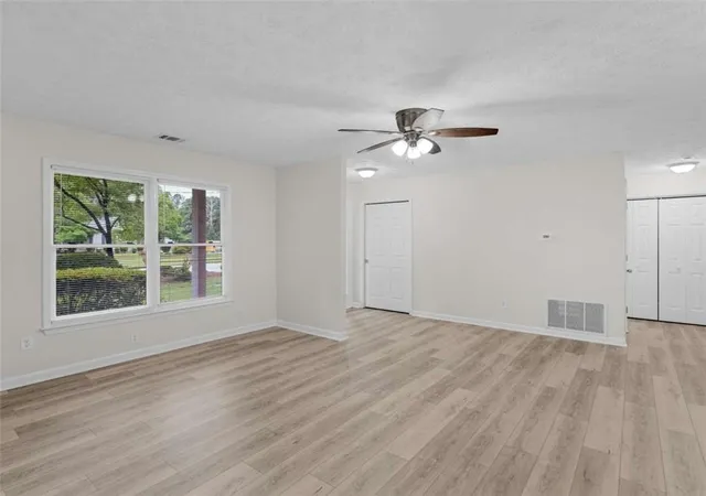 5th image of 100 Kim Trl, Stockbridge, GA 30281 | MLS# 7790749