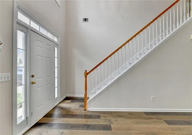 Photo 3 of Single family home for sale at 5285 Wyntree Ct, Peachtree Corners, GA 30071 | MLS# 7813500 | Listing updated on 2026-08-23
