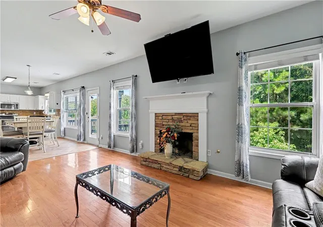 Photo 3 of Single family home for sale at 1128 Bankside Ct, Sugar Hill, GA 30518 | MLS# 7810960 | Listing updated on 2026-09-20