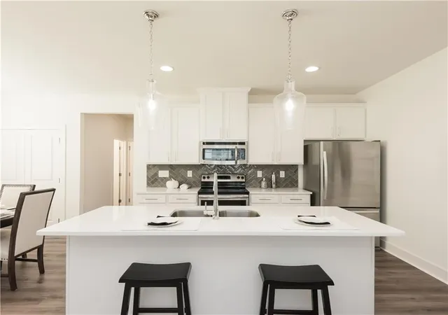 4th image of 303 Barracks Wy #885, Hoschton, GA 30548 | MLS# 7812616