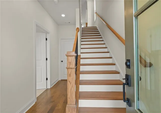 2nd image of 3256 Brunel Ln #20, Peachtree Corners, GA 30092 | MLS# 7821415