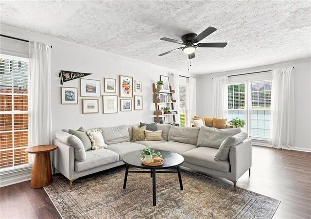Photo 4 of Single family home for sale at 3590 Steve Dr Nw, Marietta, GA 30064 | MLS# 7826580 | Listing updated on 2026-09-18