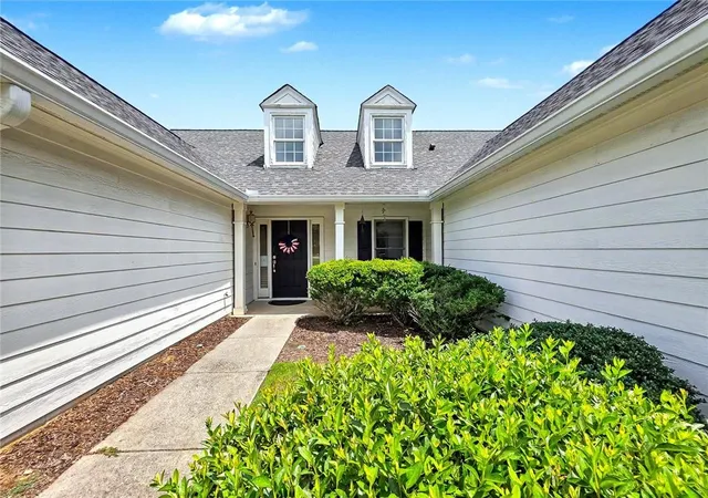 Homes for sale in Johns Creek, GA | 140 Treadstone Overlook, Johns Creek, GA 30024 | MLS# 7789085