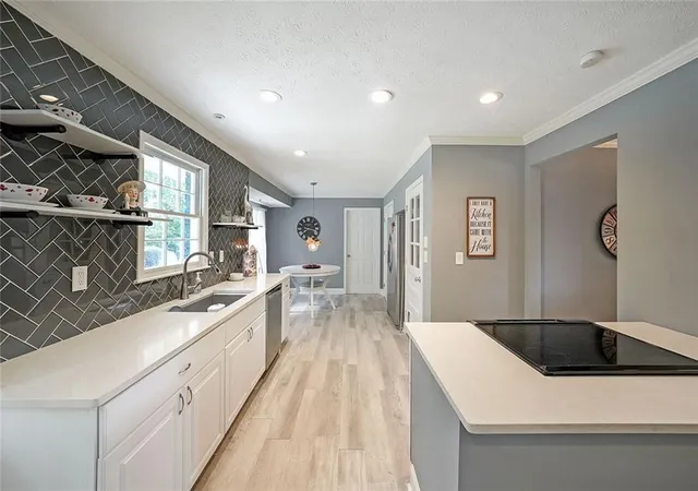 5th image of 773 Rebecca St Nw, Lilburn, GA 30047 | MLS# 7764574