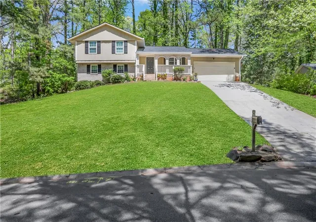3rd image of 4329 Cedar Ridge Trl, Stone Mountain, GA 30083 | MLS# 7761087