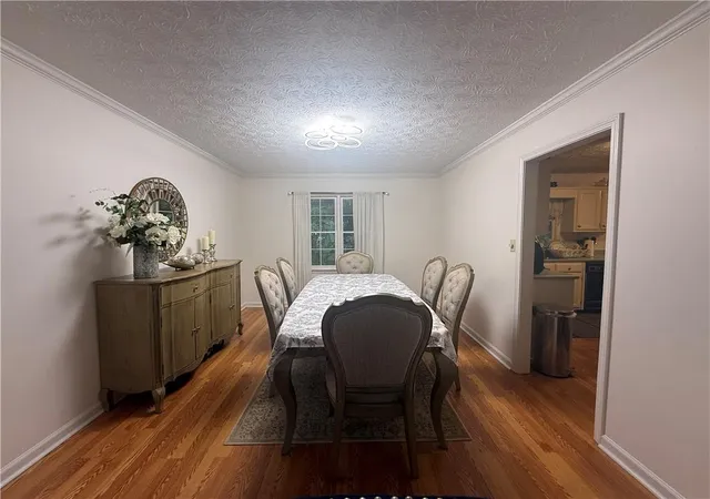 Photo 3 of Single family home for sale at 2965 Riverbend Dr, Snellville, GA 30078 | MLS# 7792069 | Listing updated on 2026-08-25