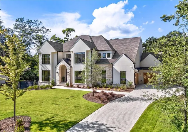 Photo 2 of Single family home for sale at 179 Meadow Dr, Alpharetta, GA 30009 | MLS# 7821717 | Listing updated on 2026-09-11