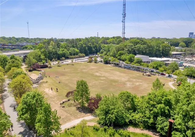 2nd image of 821 Ralph Mcgill Blvd Ne, Atlanta, GA 30306