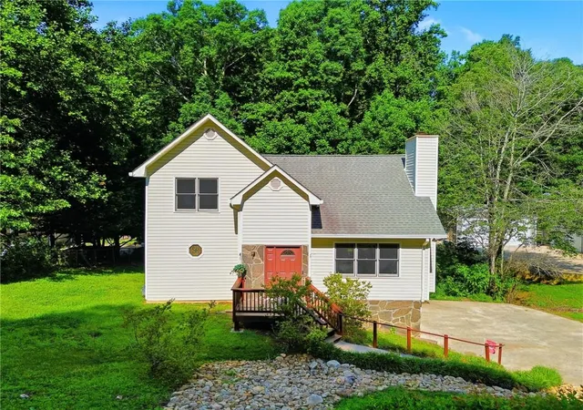 1st image of 190 Lori Ln, Canton, GA 30114 | MLS# 7788732