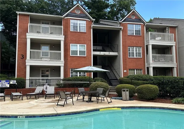 Photo 25 of Condo for sale at 3075 Chastain Park Ct Ne, Atlanta, GA 30342 | MLS# 7801714 | Listing updated on 2026-08-26