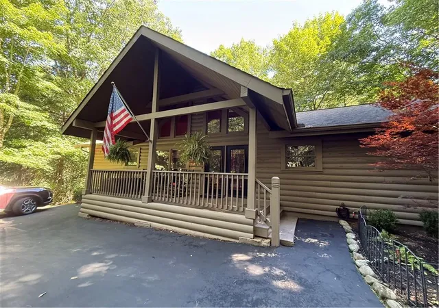 Homes for sale in Big Canoe, GA | 458 Tea Berry Ln, Big Canoe, GA 30143 | MLS# 7686308