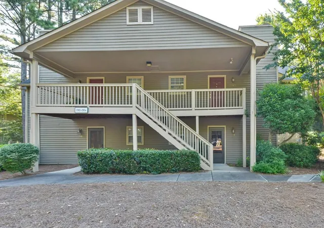 Homes for sale in Smyrna, GA | 1904 Country Park Dr Se, Smyrna, GA 30080 | MLS# 7717850