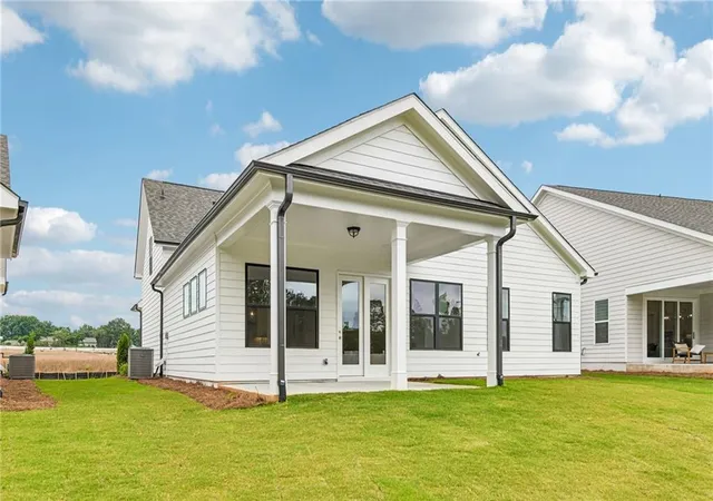 5th image of 151 High Point Dr, Hoschton, GA 30548 | MLS# 7707156