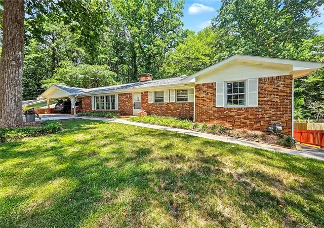 Homes for sale in Stone Mountain, GA | 621 Rays Rd, Stone Mountain, GA 30083 | MLS# 7791063