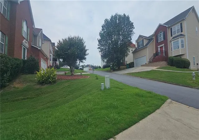 Photo 4 of Single family home for sale at 5690 Ml View Way, Lithonia, GA 30038 | MLS# 7799196 | Listing updated on 2026-08-17