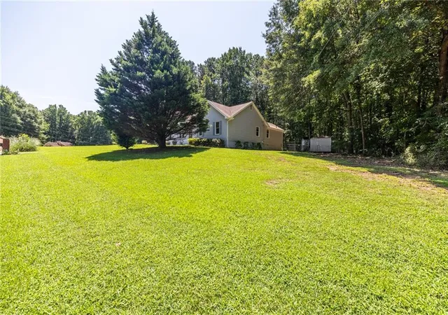 Photo 2 of Sale Pending at 215 Valley Brk Trl, Jonesboro, GA 30238 | MLS# 7824040 | Listing updated on 2026-10-24