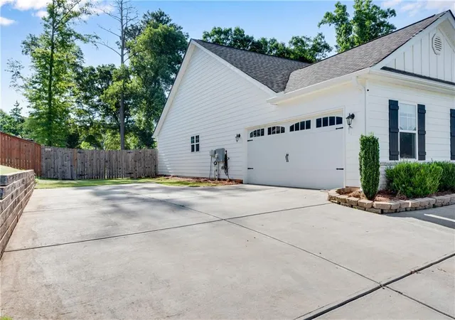 3rd image of 320 Lokeys Ln, Bethlehem, GA 30620 | MLS# 7761314