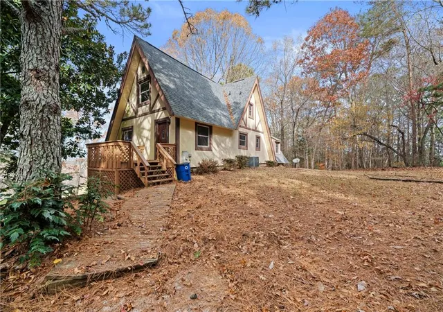 Photo 2 of Sale Pending at 5388 Price Rd, Gainesville, GA 30506 | MLS# 7784813 | Listing updated on 2026-10-01