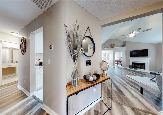 2nd image of 4931 Wilkins Station Dr, Decatur, GA 30035 | MLS# 7761985