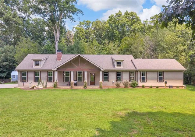 1st image of 5057 Waterworks Rd, Jefferson, GA 30549 | MLS# 7816972