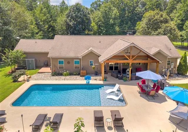 4th image of 5057 Waterworks Rd, Jefferson, GA 30549 | MLS# 7816972