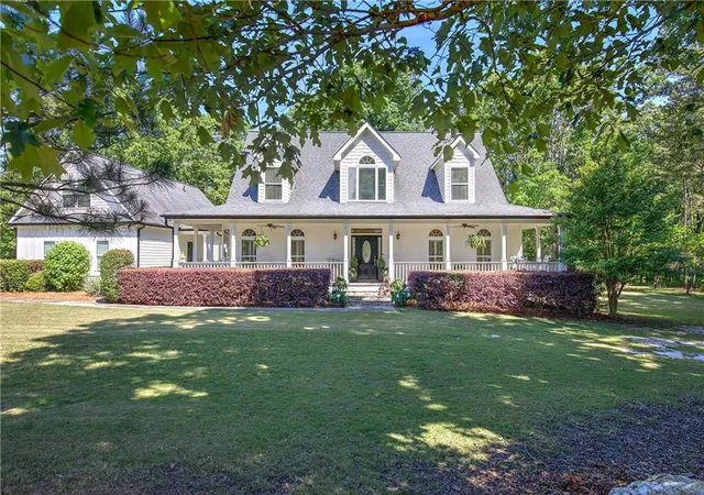 Homes for sale in Cartersville, GA | 21 Branson Mill Dr Nw, Cartersville, GA 30120 | MLS# 7729105