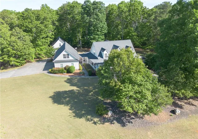 Homes for sale in Cartersville, GA | 21 Branson Mill Dr Nw, Cartersville, GA 30120 | MLS# 7729105