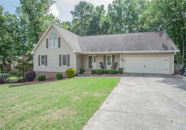 Homes for sale in Carrollton, GA | 17 Mountain Oaks Dr, Carrollton, GA 30116 | MLS# 7770000