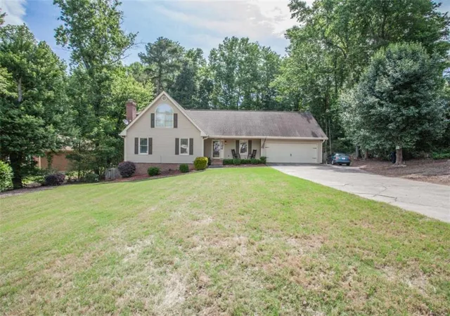Homes for sale in Carrollton, GA | 17 Mountain Oaks Dr, Carrollton, GA 30116 | MLS# 7770000