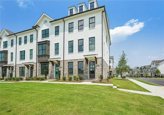2nd image of 4201 Millcroft Pl #220, Buford, GA 30518 | MLS# 7810358