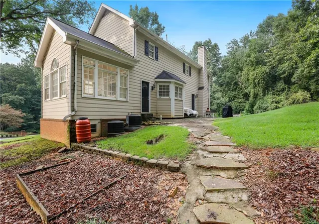 35th image of 1575 Thoreau Dr, Suwanee, GA 30024 | MLS# 7812312
