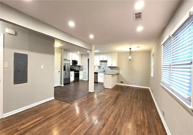 4th image of 849 Capitol View Ave Nw, Atlanta, GA 30318 | MLS# 7775814