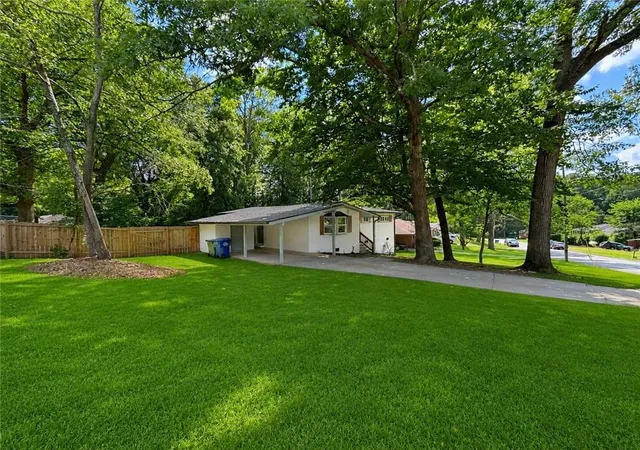 Photo 2 of Single family home for sale at 203 Wendell Dr Se, Atlanta, GA 30315 | MLS# 7803396 | Listing updated on 2026-09-12