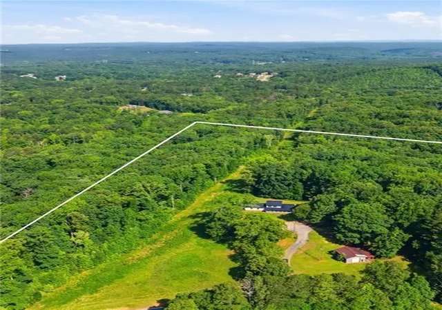 2nd image of 453 Rockstore Rd, Dallas, GA 30132 | MLS# 7826247