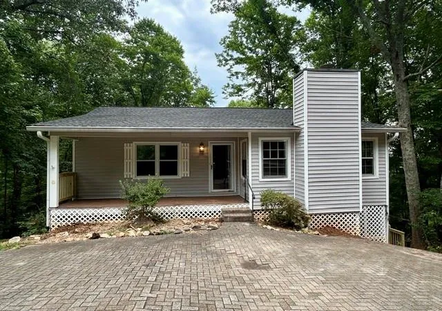 Homes for sale in Dahlonega, GA | 195 Golden Ave, Dahlonega, GA 30533 | MLS# 7800914