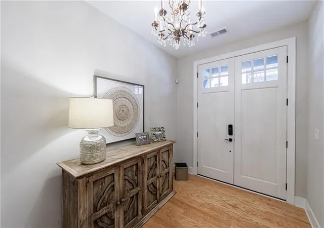 Photo 3 of Sale Pending at 767 Hadley Ln Ne, Marietta, GA 30068 | MLS# 7788855 | Listing updated on 2026-09-14