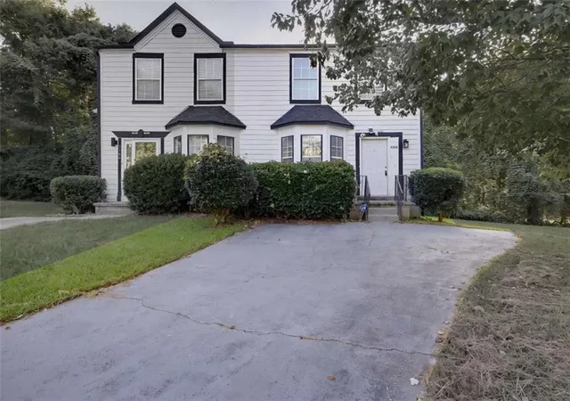 Photo 1 of Sale Pending at 3202 Kingswood Pl, Decatur, GA 30034 | MLS# 7824558 | Listing updated on 2026-10-03