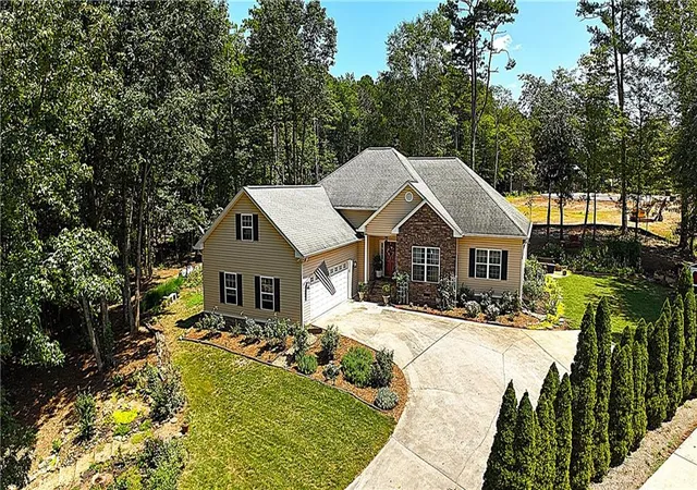 2nd image of 103 Meadowbrook Ln, Bremen, GA 30110 | MLS# 7824455
